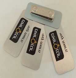 תגי שם לעובדים