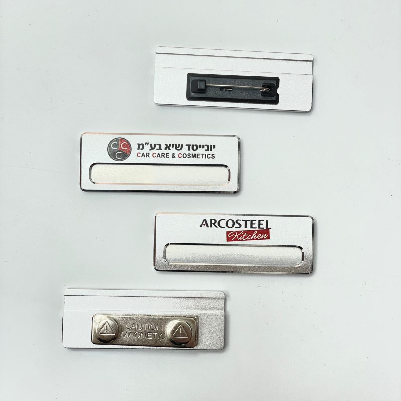 פי סי גרף  חריטה והדפסה על מוצרים.