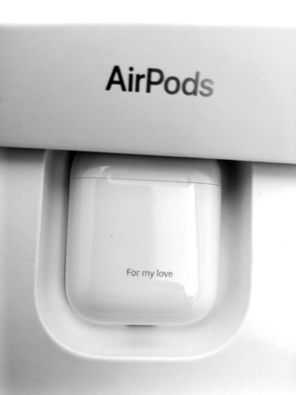 פי סי גרף  חריטה והדפסה על מוצרים.